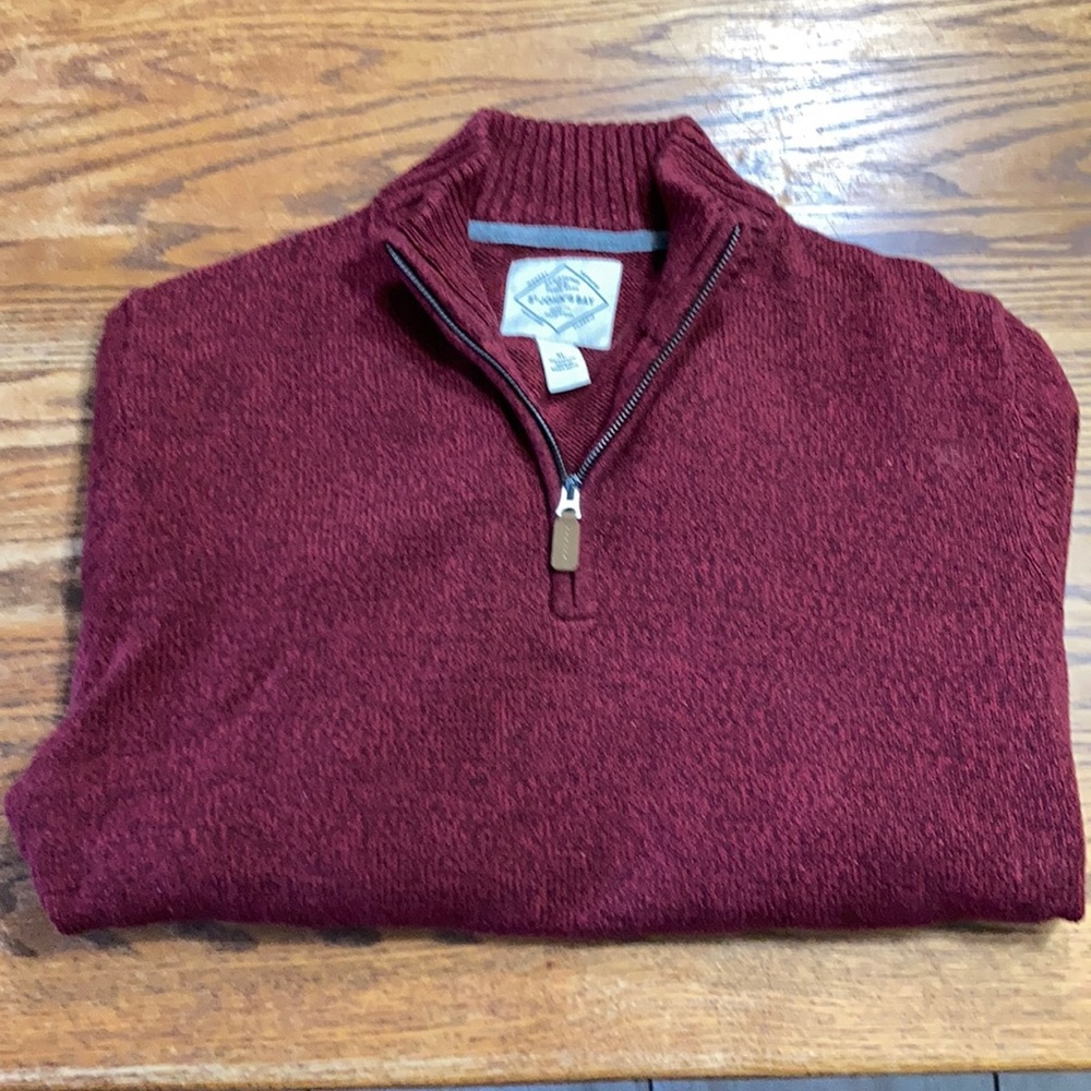 BRAND NEW- never worn. Duplicate Xmas gift. Men XL